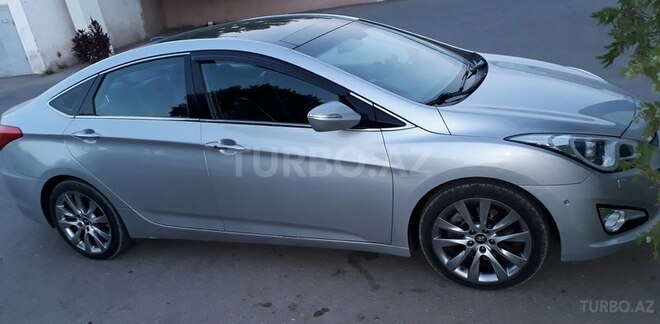 Hyundai i40 2012, 119,000 km - 2.0 l - Naxçıvan