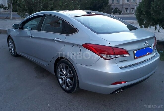 Hyundai i40 2012, 119,000 km - 2.0 l - Naxçıvan