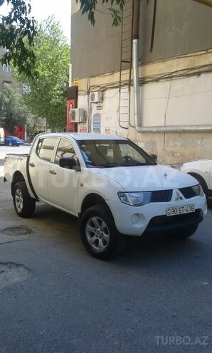 Mitsubishi L200 2007, 227,000 km - 2.5 л - Bakı
