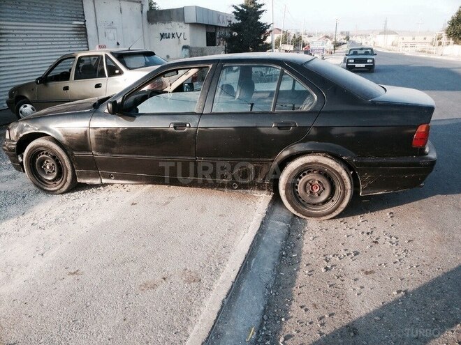 BMW 318 1992, 428,000 km - 1.8 l - Bakı