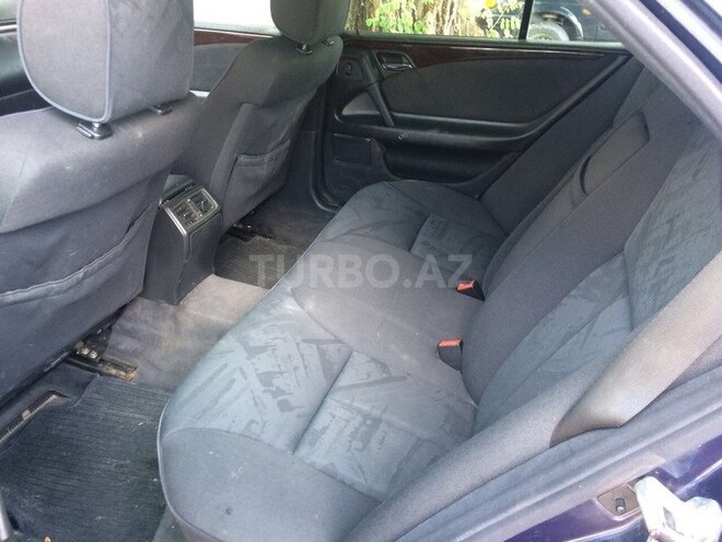 Mercedes E 200 1996, 333,600 km - 2.0 l - Qəbələ