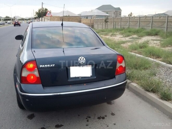 Volkswagen Passat 2004, 180,000 km - 1.8 l - Sumqayıt
