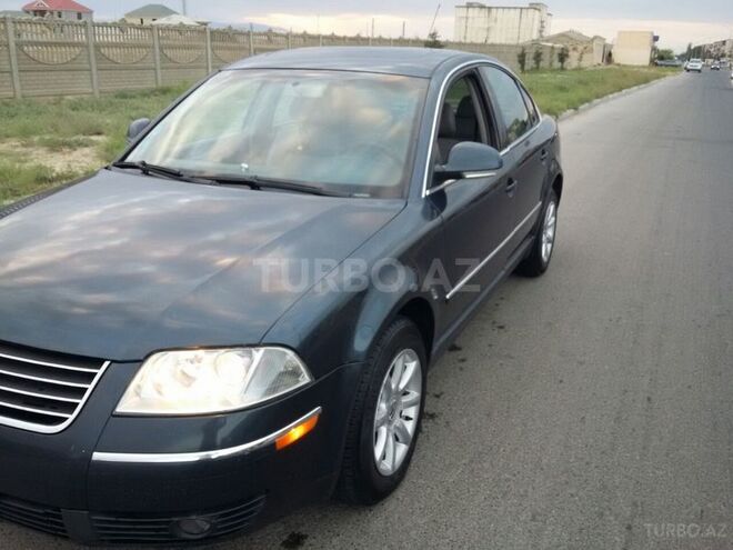 Volkswagen Passat 2004, 180,000 km - 1.8 l - Sumqayıt