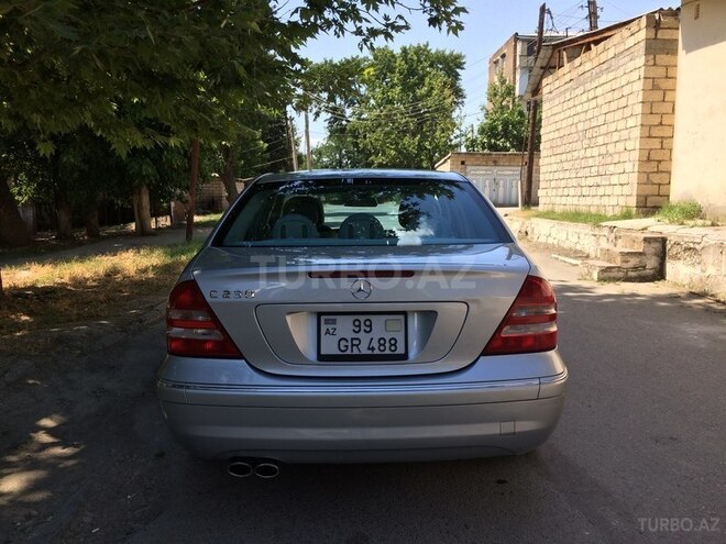 Mercedes C 230 2006, 240,563 km - 2.5 l - Mingəçevir