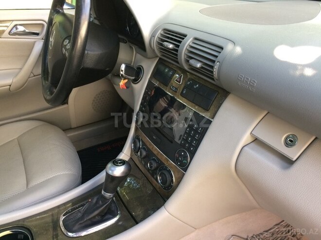 Mercedes C 230 2006, 240,563 km - 2.5 l - Mingəçevir