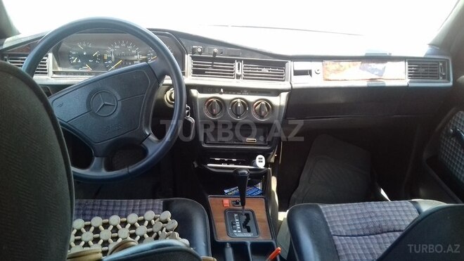 Mercedes E 200 1993, 300,018 km - 0.2 l - Bakı