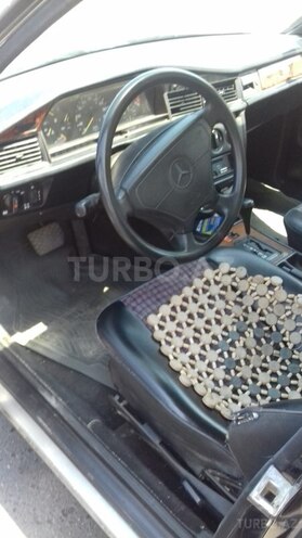 Mercedes E 200 1993, 300,018 km - 0.2 l - Bakı