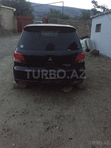 Mitsubishi Airtrek 2002, 80,000 km - 2.4 l - Yardımlı