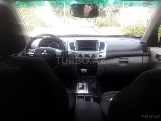 Mitsubishi L200 2014, 90,100 km - 2.5 l - Bakı