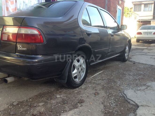 Nissan Sunny 2000, 225,000 km - 1.6 l - Bakı