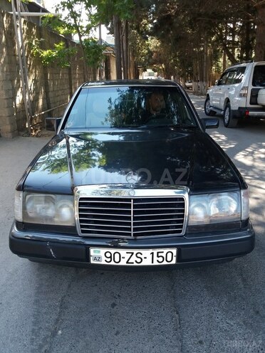 Mercedes E 230 1991, 368,500 km - 2.3 л - Bakı