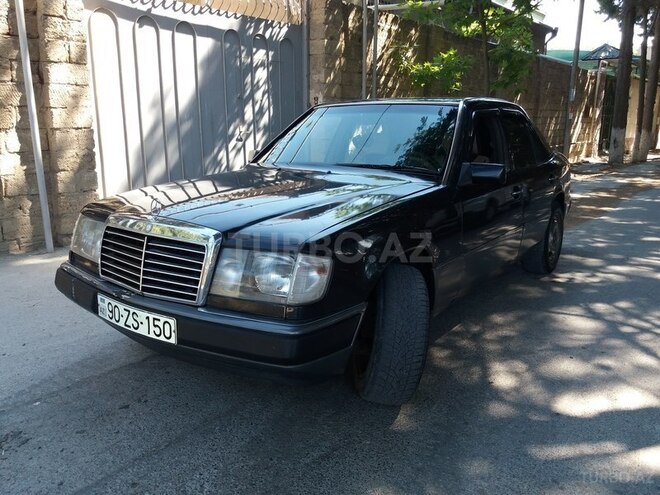 Mercedes E 230 1991, 368,500 km - 2.3 л - Bakı