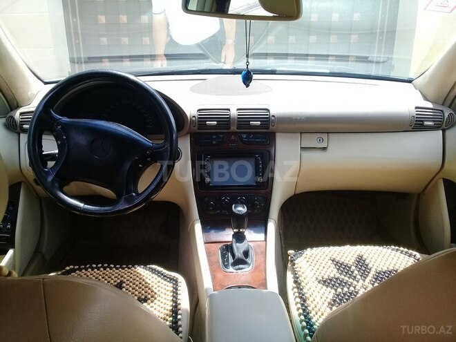 Mercedes C 180 2004, 257,000 km - 1.8 l - Bakı