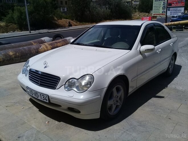 Mercedes C 180 2004, 257,000 km - 1.8 l - Bakı