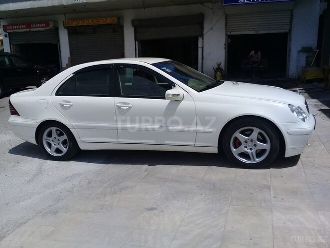 Mercedes C 180 2004, 257,000 km - 1.8 l - Bakı