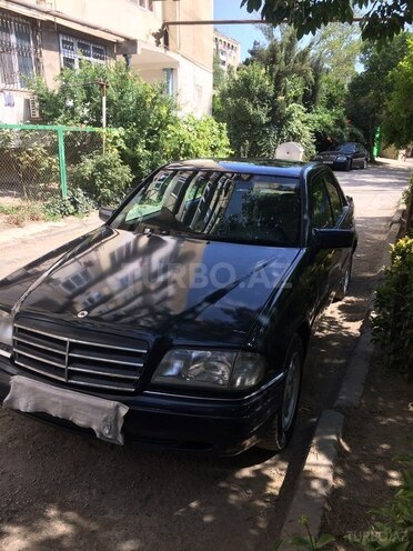 Mercedes C 280 1997, 215,000 km - 2.8 л - Bakı
