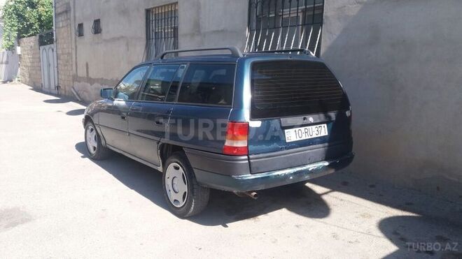 Opel Astra 1993, 50,400 km - 1.8 l - Bakı