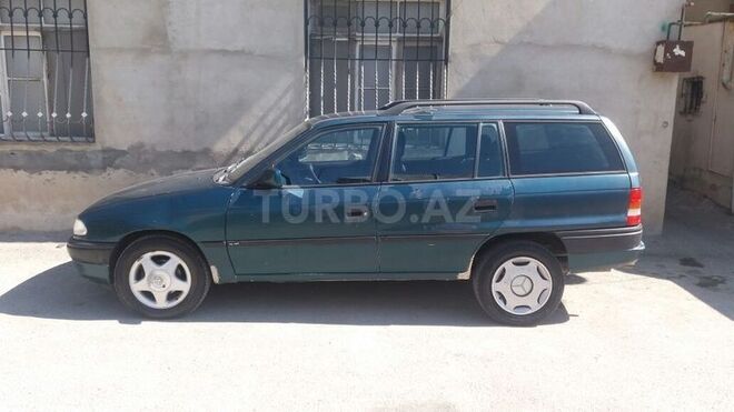 Opel Astra 1993, 50,400 km - 1.8 l - Bakı