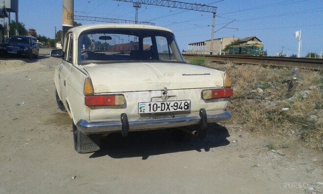 Moskvich 412 1989, 250,000 km - 1.5 l - Şirvan