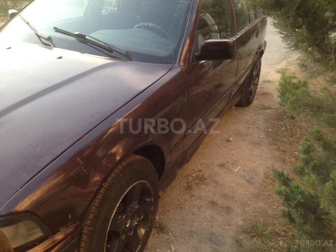 BMW 316 1992, 425,000 km - 1.6 l - Sumqayıt