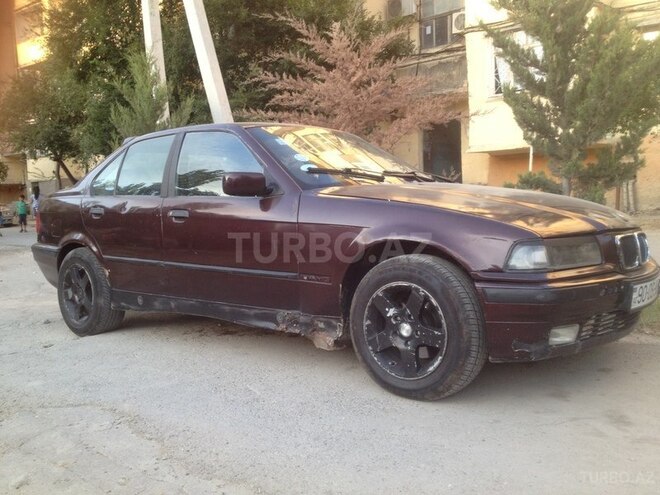 BMW 316 1992, 425,000 km - 1.6 l - Sumqayıt