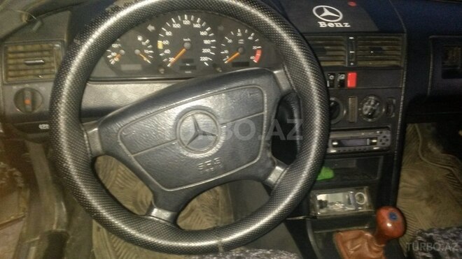 Mercedes C 250 1994, 250,000 km - 0.3 l - Sumqayıt