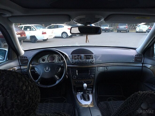 Mercedes E 270 2002, 220,000 km - 2.7 l - Sumqayıt