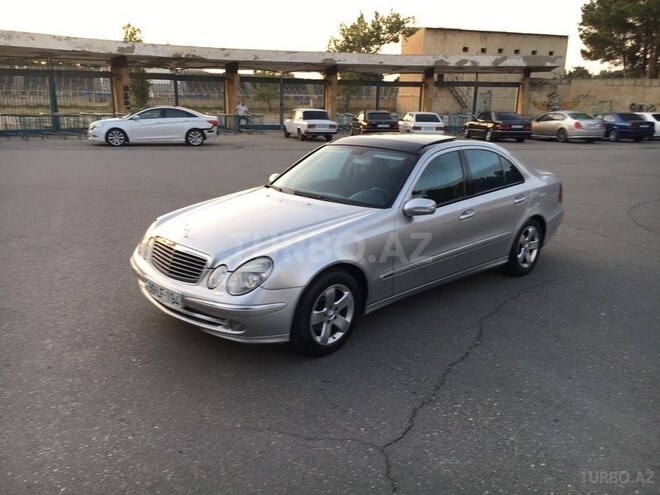 Mercedes E 270 2002, 220,000 km - 2.7 l - Sumqayıt