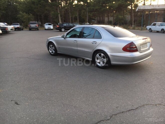 Mercedes E 270 2002, 220,000 km - 2.7 l - Sumqayıt