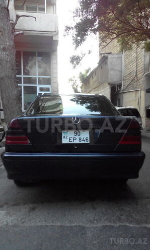 Mercedes C 200 1999, 355,420 km - 2.0 l - Bakı