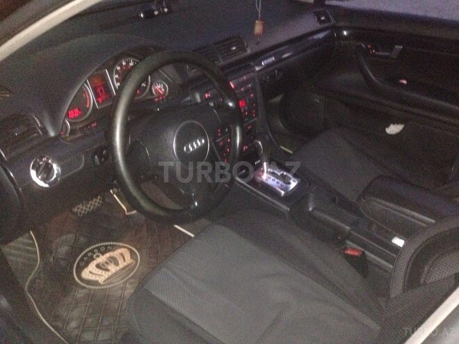 Audi A4 2004, 152,000 km - 2.0 л - Bakı
