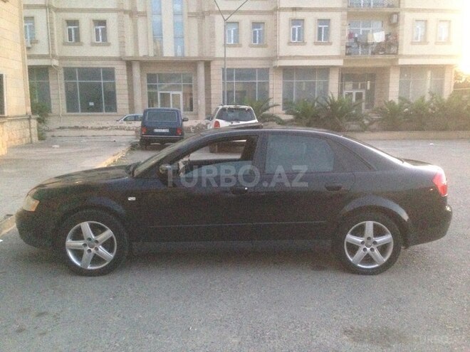Audi A4 2004, 152,000 km - 2.0 л - Bakı