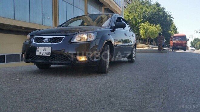 Kia Rio 2010, 288,556 km - 1.4 л - Bakı