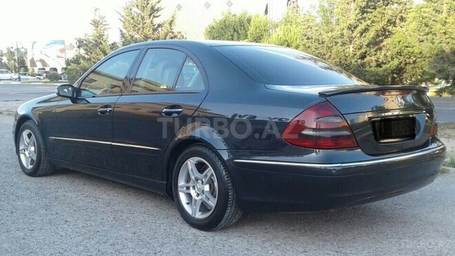 Mercedes E 220 2006, 205,000 km - 2.2 l - Sumqayıt