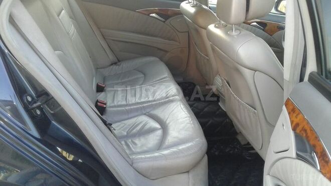 Mercedes E 220 2006, 205,000 km - 2.2 l - Sumqayıt
