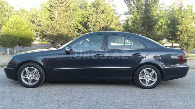 Mercedes E 220 2006, 205,000 km - 2.2 l - Sumqayıt