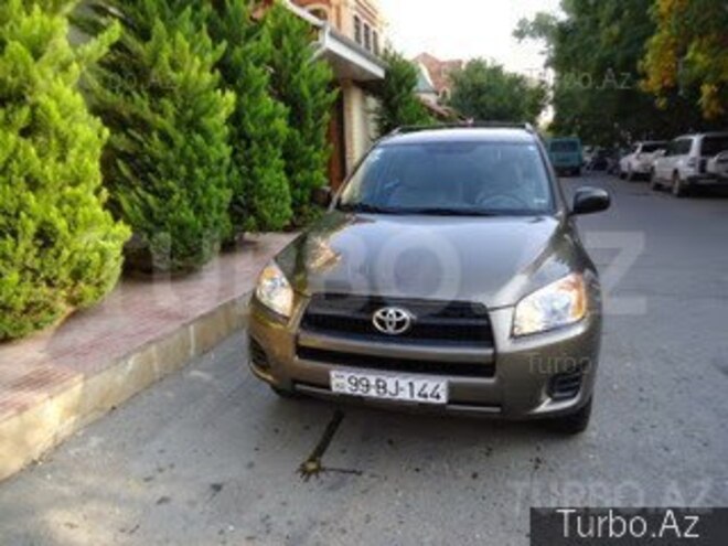 Toyota RAV4 2010, 80,000 km - 2.4 l - Bakı
