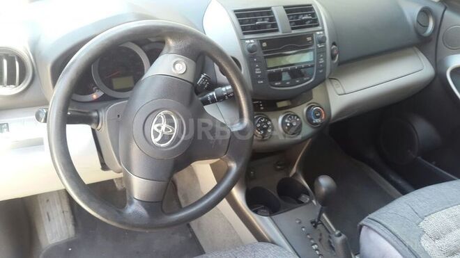 Toyota RAV4 2010, 80,000 km - 2.4 l - Bakı