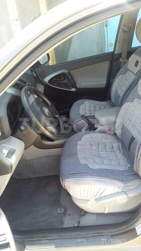 Toyota RAV4 2010, 80,000 km - 2.4 l - Bakı