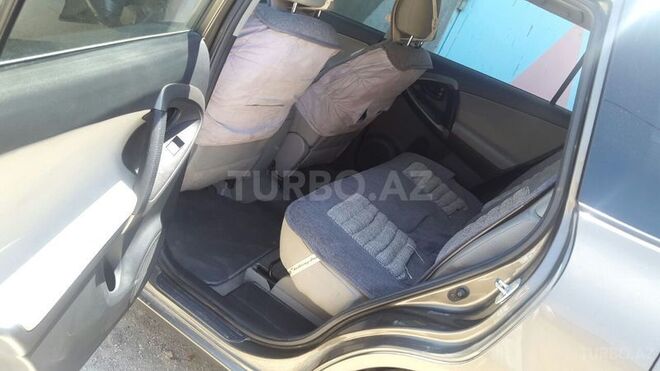 Toyota RAV4 2010, 80,000 km - 2.4 l - Bakı