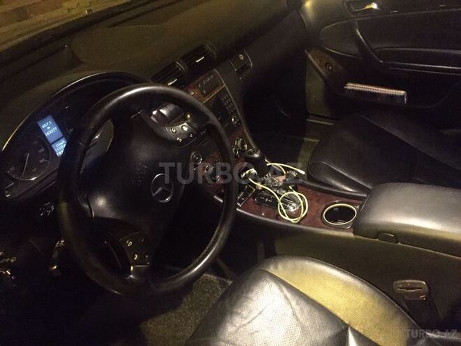 Mercedes C 240 2004, 214,000 km - 2.4 л - Xırdalan