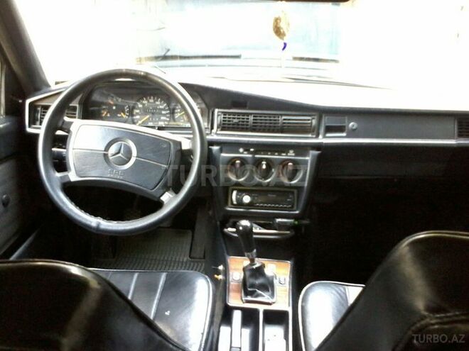 Mercedes 190 1990, 154,000 km - 1.8 l - Mingəçevir