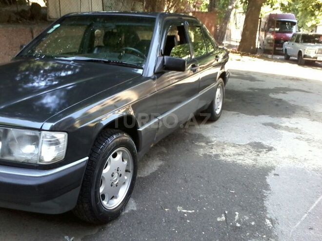 Mercedes 190 1990, 154,000 km - 1.8 l - Mingəçevir