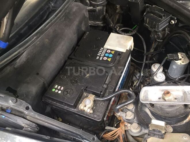 Mercedes E 220 1994, 225,000 km - 2.2 l - Bakı