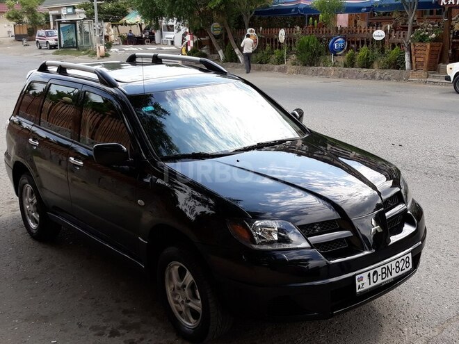 Mitsubishi Outlander 2003, 200,000 km - 2.4 l - Bakı