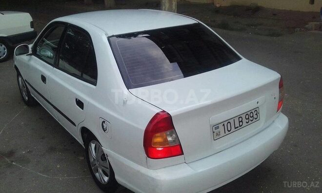 Hyundai Accent 2002, 400,000 km - 1.5 л - Bakı