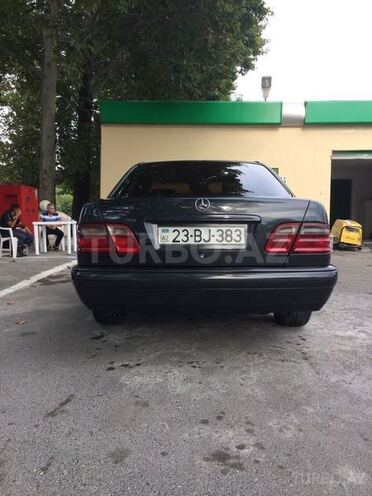 Mercedes E 230 1996, 444,000 km - 2.3 л - Göyçay