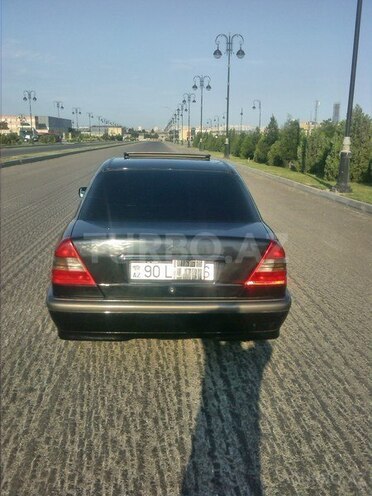 Mercedes C 180 1997, 214,471 km - 1.8 l - Bakı