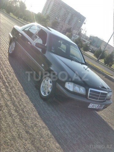 Mercedes C 180 1997, 214,471 km - 1.8 l - Bakı