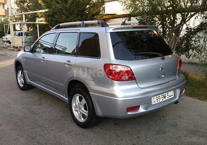 Mitsubishi Outlander 2003, 237,600 km - 2.4 l - Bakı